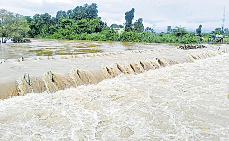 Flood in Krishna and Godavari is receding