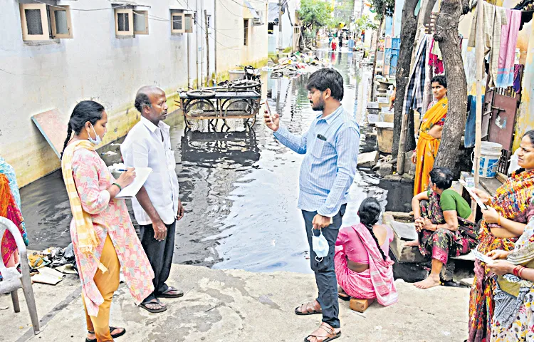 Door to door enumeration teams for damage assessment