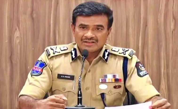 Hyderabad CP CV Anand Key Comments Over Ganesh Idols Immersion