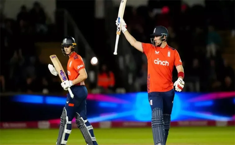 AUS vs ENG: England beat Australia by 3 wickets