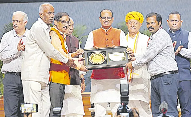 Awarded to Telangana: Award for Agricultural Achievements