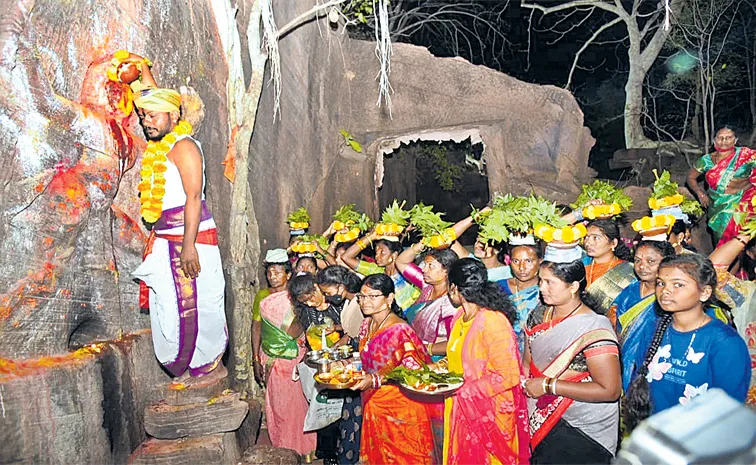 Gandhari Qilla Is Unique Among Stone Forts In Telangana Mancherial District