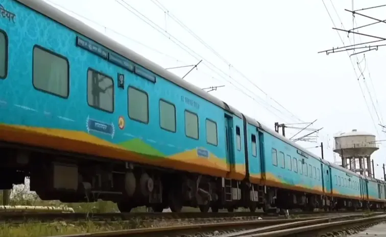 Three Women Died After Being Hit by Train