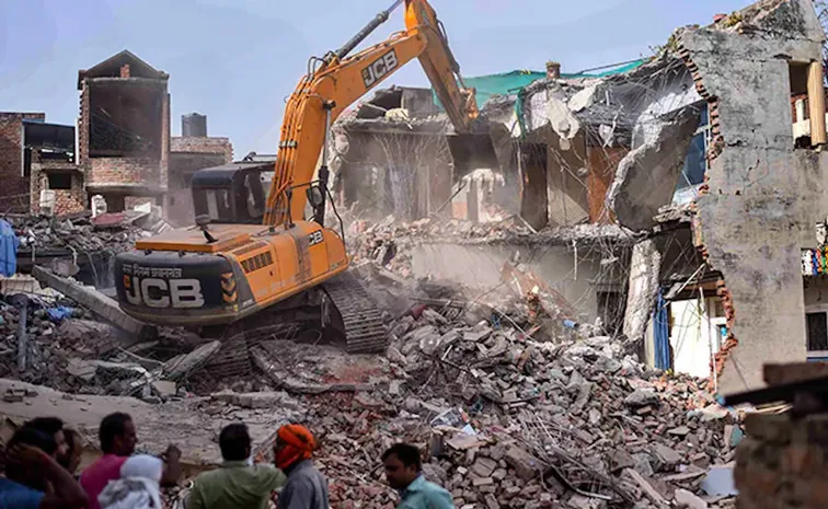 Supreme Court Pauses Bulldozer Actions, Demolition Should Take Place Without Its Permission