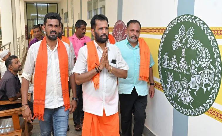 Case against Karnataka BJP leader for alleged assault, blackmail