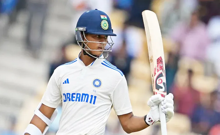  Ind vs Ban: Yashasvi Jaiswal Breaks Sunil Gavaskar All Time Record