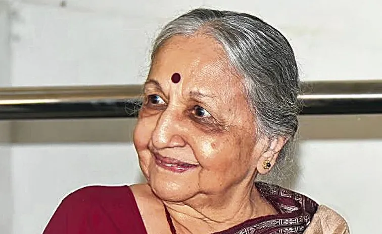 Artist Naina Dalal six decades  work in multiple techniques