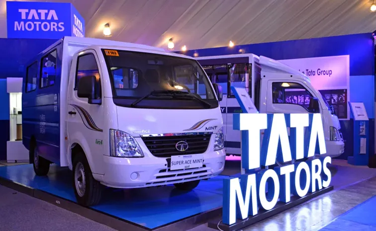 Tata Motors Partners with ESAF bank for Commercial Vehicle Financing