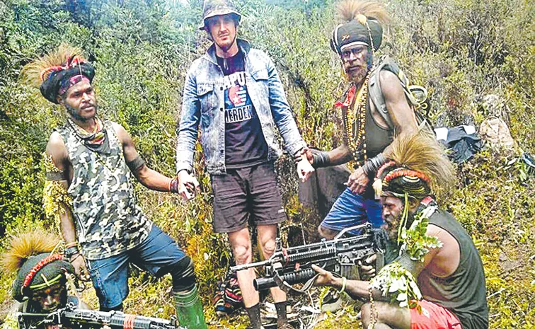 New Zealand pilot held hostage in Papua region freed by rebels