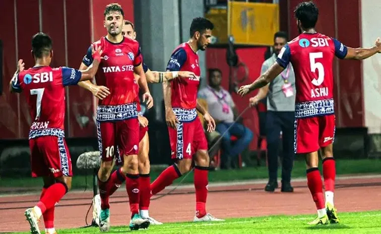 Jamshedpur Edge Out Mumbai City In Tough Indian Super League Match