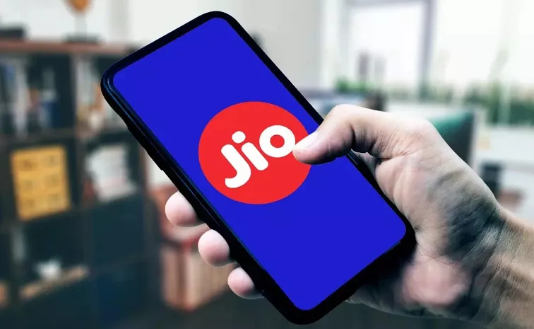 superhit plan for Jio customers Unlimited 5G data voice calling at just