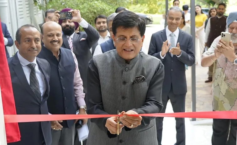 Piyush Goyal Inaugurates Invest India Singapore Office