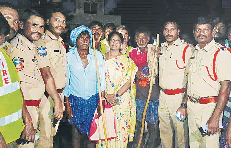 Two herdsmen were trapped in the flood water