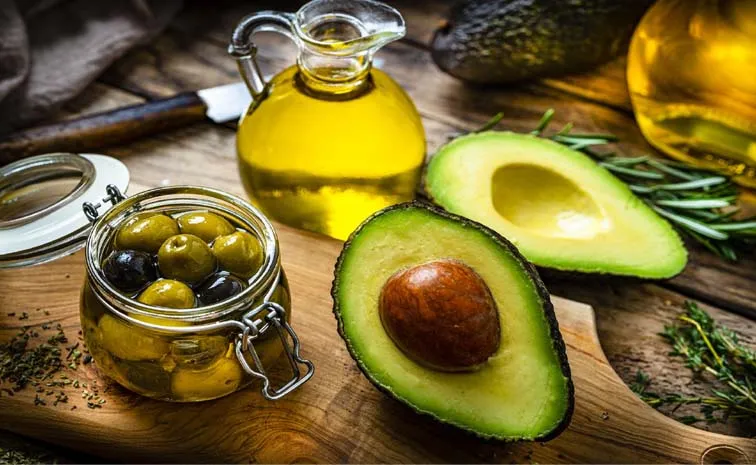 Avocado Oil Vs Olive Oil: Which Oil Is Better For Your Health2