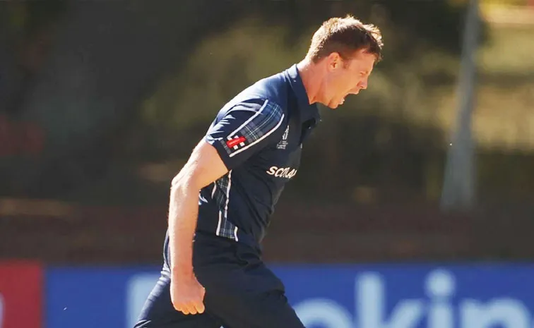 Scotland Pacer Evans Announces retirement from international cricket