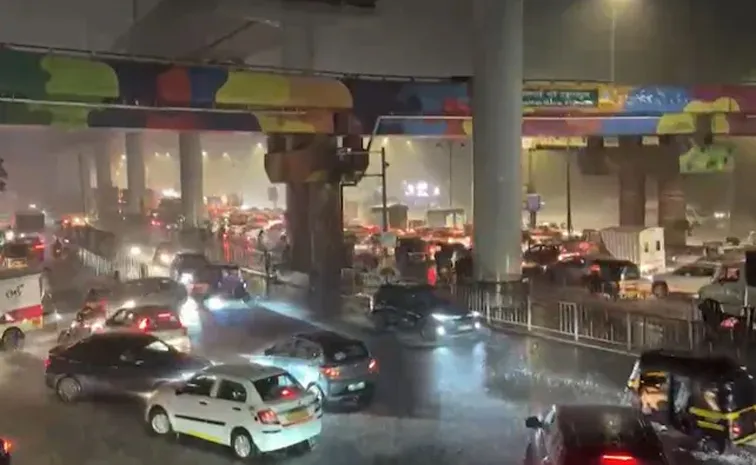 Heavy Rain In Mumbai 12