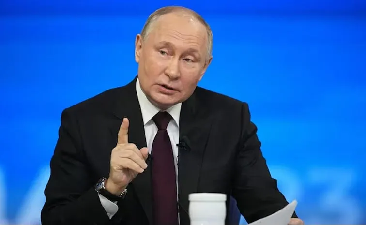  Russia Vladimir Putin Issues Nuclear Warning To West Countries5