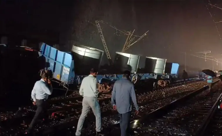 Goods Train Derails Near Tupkadih