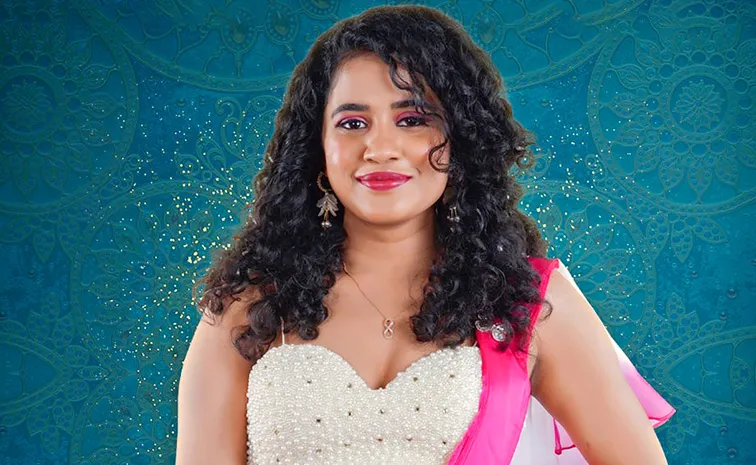 Bigg Boss Telugu 8: Kirrak Seetha Entered As 9th Contestant9