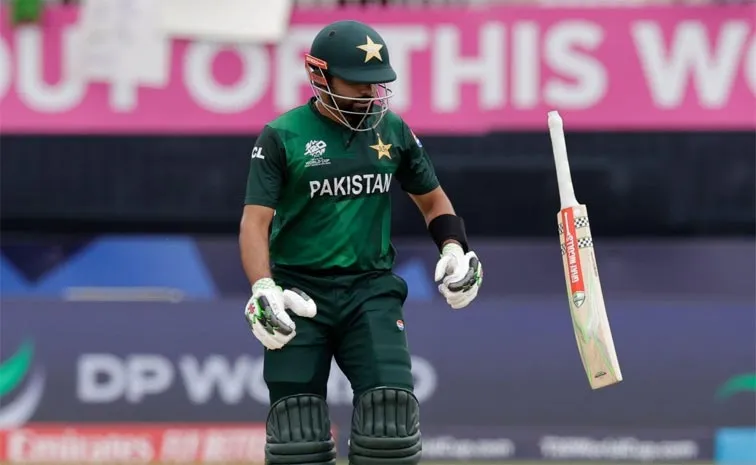 Babar Azam was very stubborn, wasnt ready to accept changes: Mohammad Wasim 