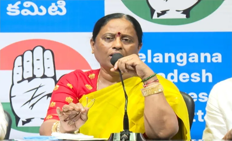 Telangana Minister Konda Surekha Crying Over Trolling