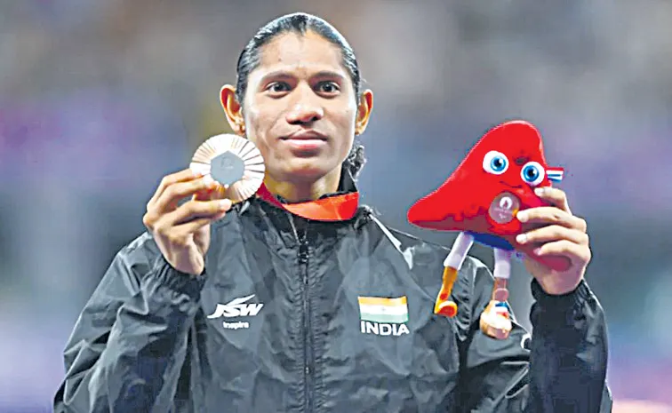 Deepthi Jeevanji claims bronze in 400m T20 at Paris 2024 Paralympics