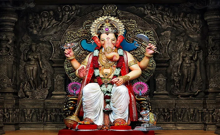 Visit Top 5 Ganesh Pandals in Mumbai