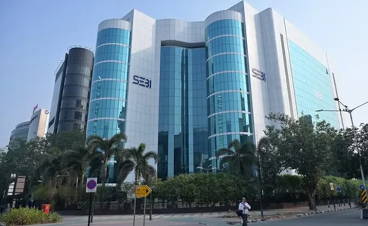 SEBI employees protest at Mumbai HQ, ask for resign of Chairperson