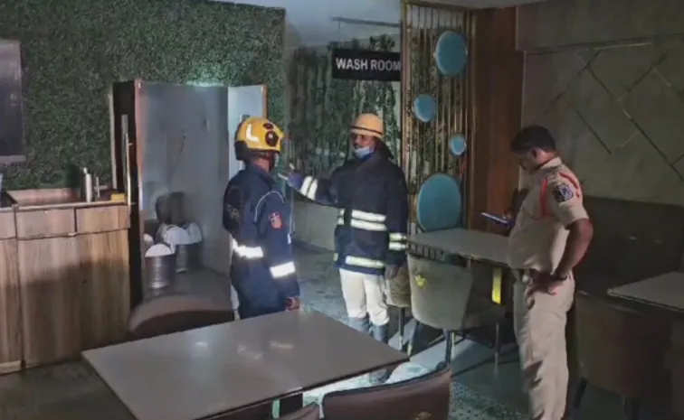 Fire Accident In Lb Nagar Pista House Restaurant