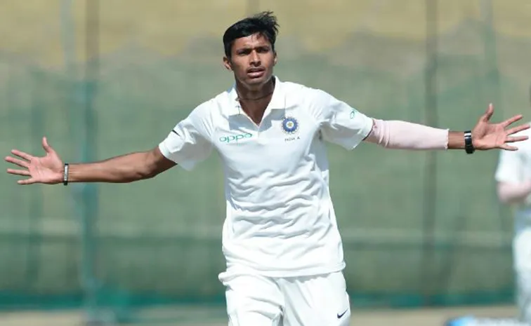 Navdeep saini all round show against India-A