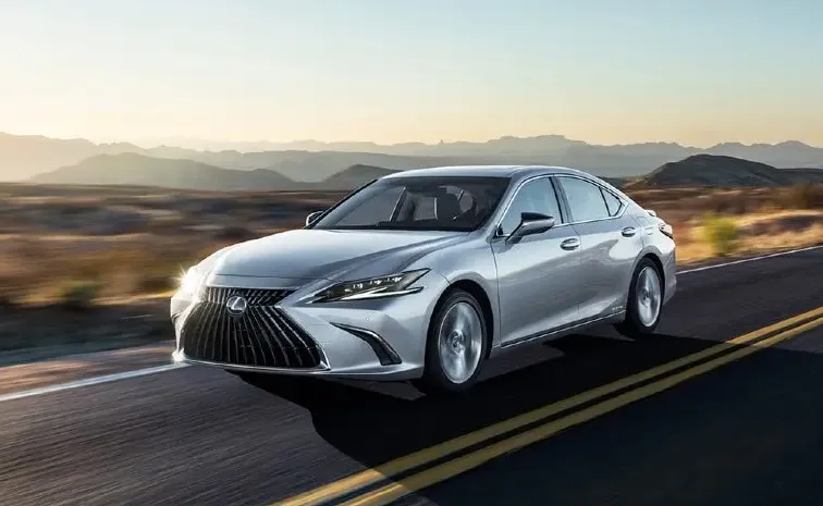Lexus ES Luxury Plus Edition Launched In India
