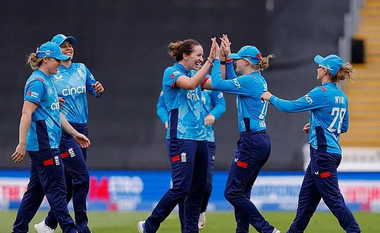 Women Cricket: England Beat Ireland By 275 Runs In Second ODI