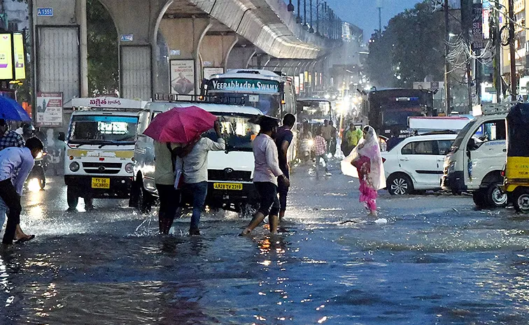 Heavy Rain In Hyderabad