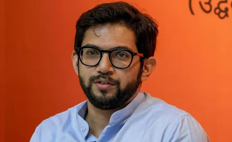 Aaditya Thackeray slams BJP Eknath Shinde contractor mantri