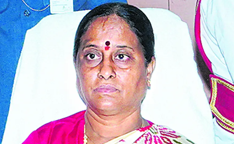 Congress MLAs seek action against Surekha: Telangana