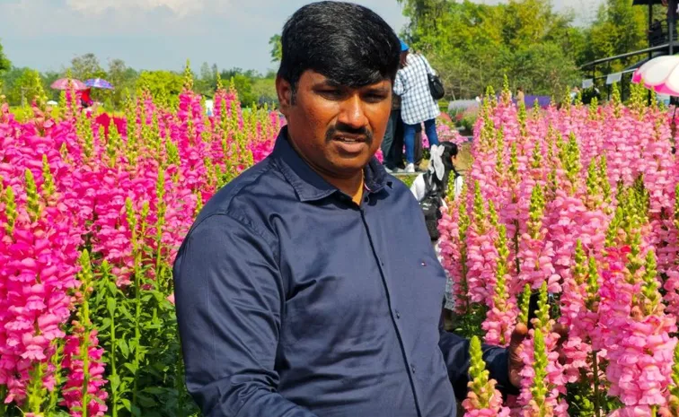 Meet Srikanth Bollapalli, Grows flowers and earns crores of money