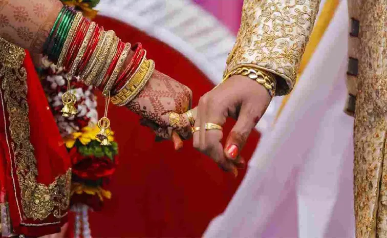 how Wedding insurance is provides financial protection