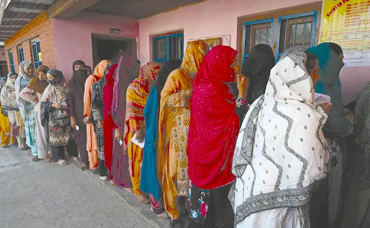 Record voter turnout of 68 percent in Jammu and Kashmir assembly polls