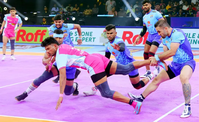 Pro Kabaddi 2024: Jaipur Pink Panthers Beat Bengaluru Warriors