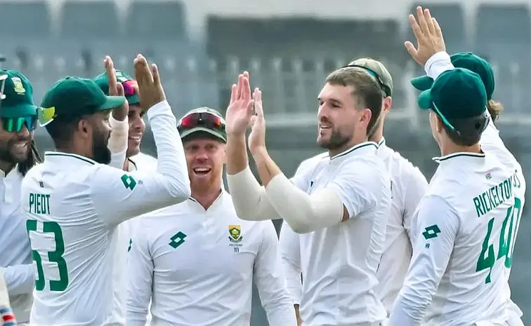 BAN vs SA 1st Test: Bangladesh all out for 106 in 1st Innings