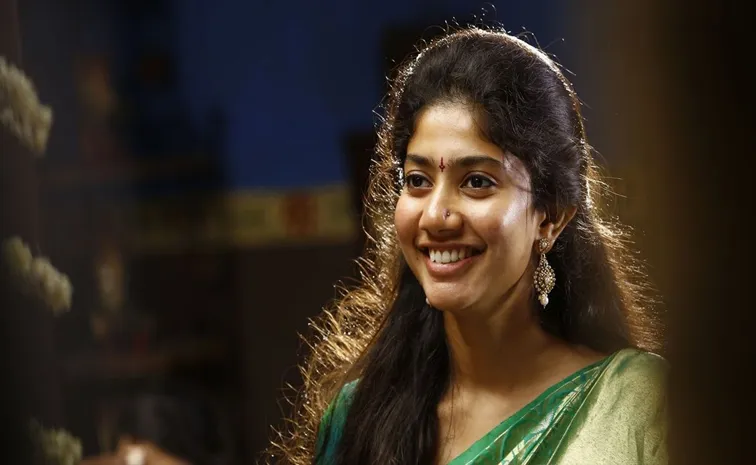 Herione Sai Pallavi About Director Mani Ratnam In Amaran audio launch