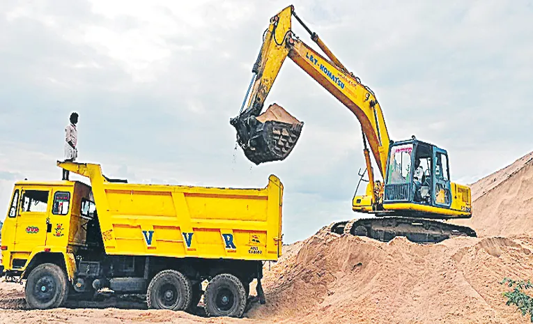 Set up check posts to stop sand smuggling to neighbouring States: Chandrababu