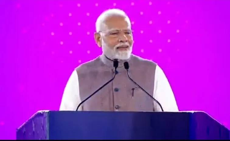 India emerging as a ray of hope for the world says PM Narendra Modi