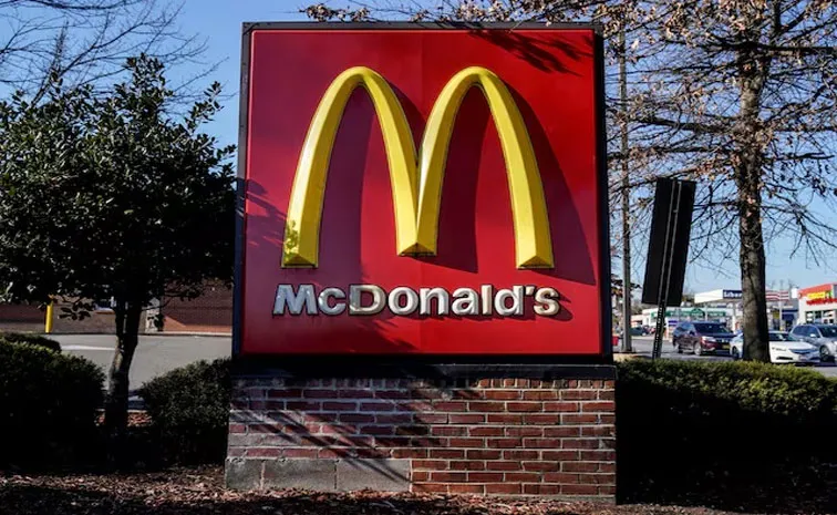 McDonalds Linked To One Death, Dozens Of Food Poisonings In US