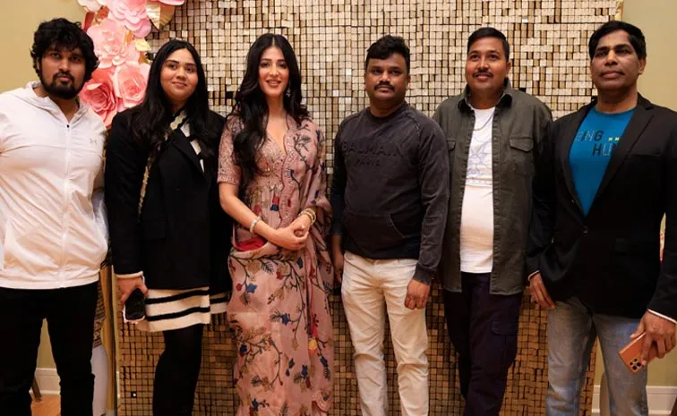 Shruti Haasan In Chicago Fans Meet