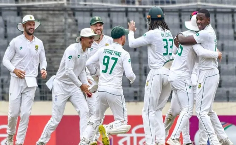 South Africa Beat Bangladesh By 7 Wickets In First Test