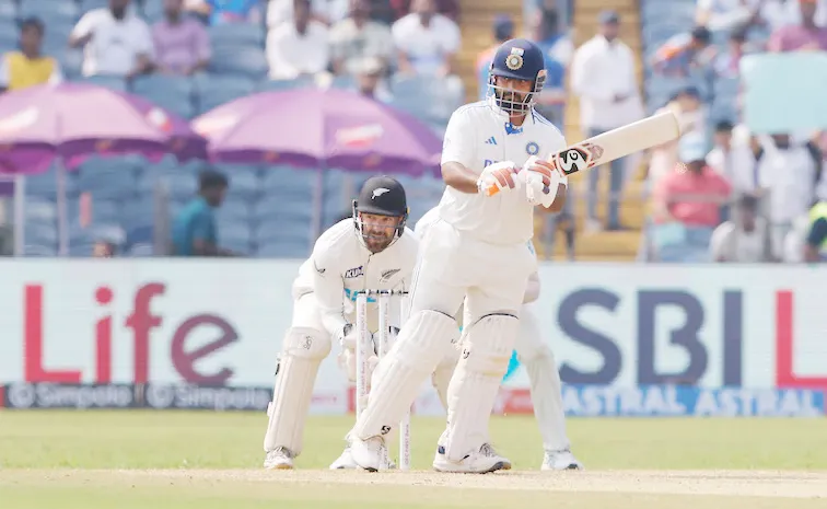 Ind vs NZ 2nd Test Day 2: Pant Bowled By Glenn Phillips India In Trouble