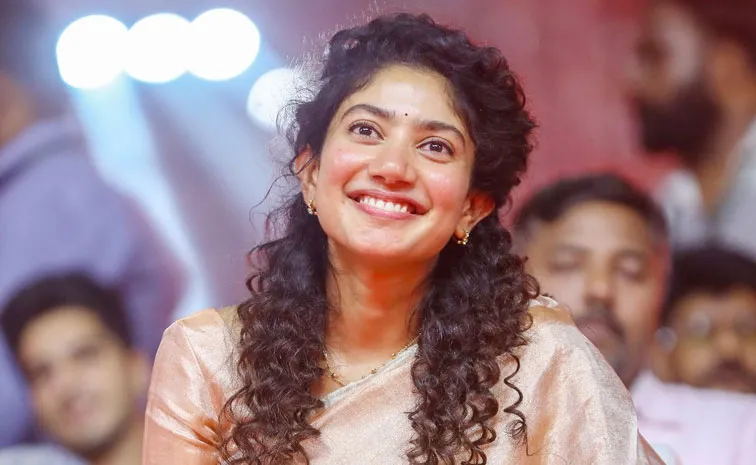 Sai Pallavi Interesting Comments on Bollywood PR ecosystem