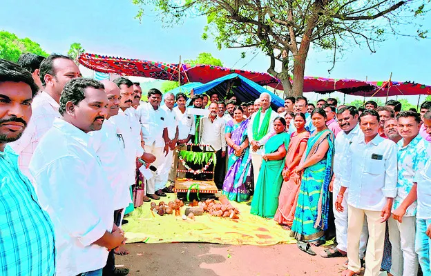 రైతుల పక్షపాతిగా పనిచేస్తున్న కాంగ్రెస్‌