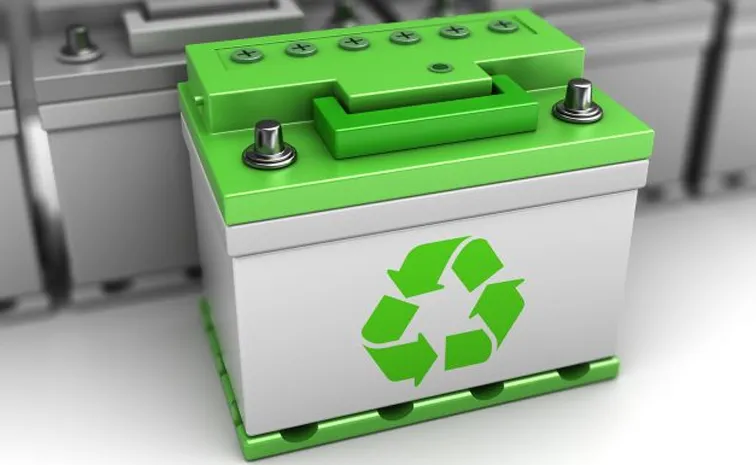 Battery recycling industry faces risks due to underpriced recycling system